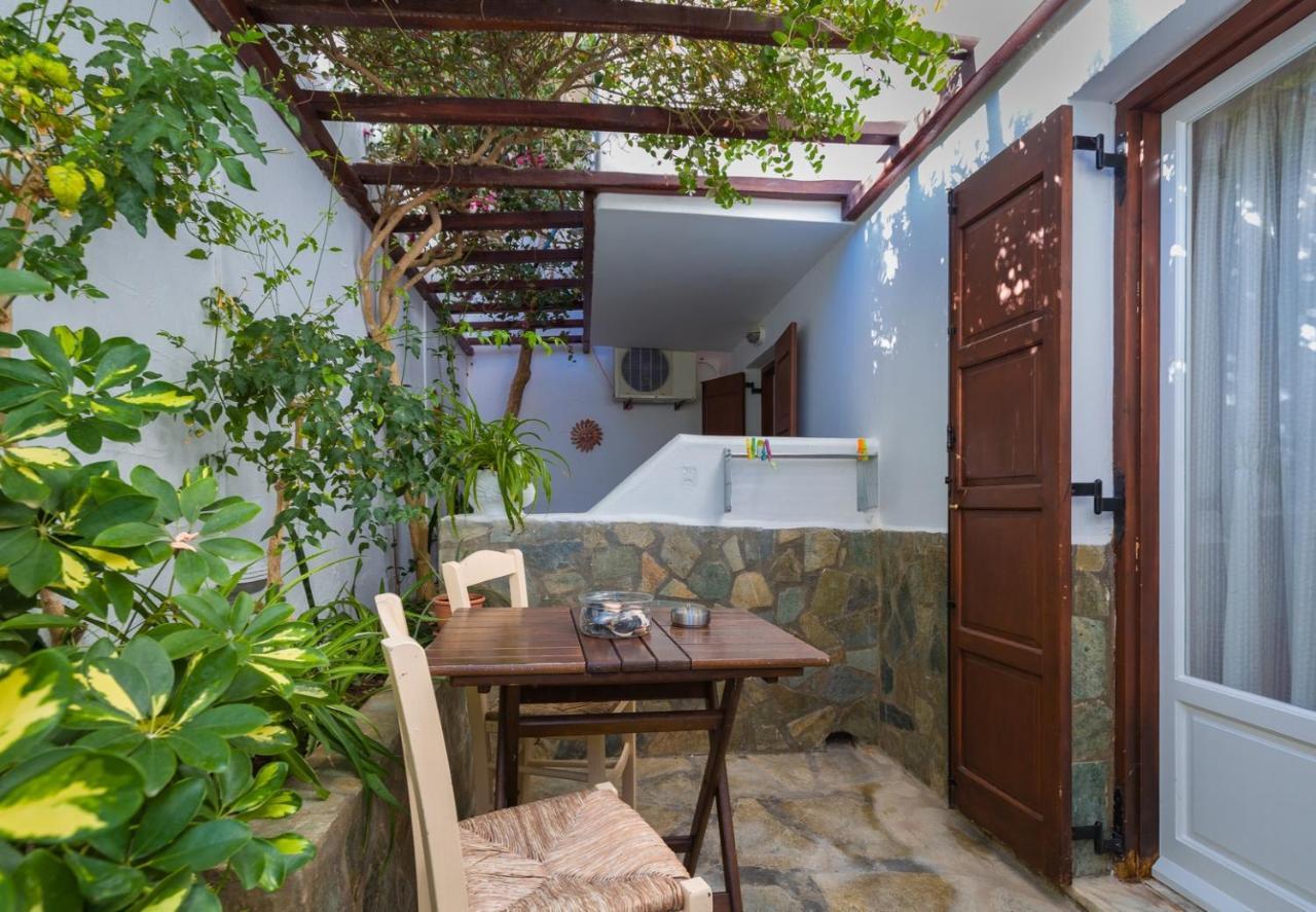 Irene Rooms Naousa Parou מראה חיצוני תמונה